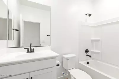 8635 N 169th Drive, Waddell, AZ 85355 - Photo 22