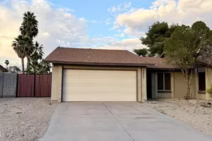 4844 E Sunrise Dr, Phoenix, AZ 85044 - Photo 1