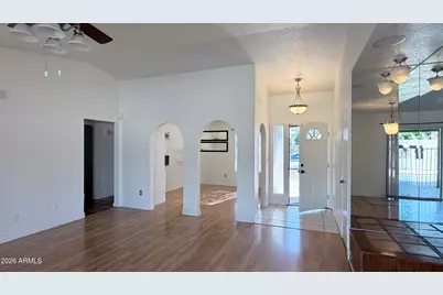 4844 E Sunrise Drive, Phoenix, AZ 85044 - Photo 8