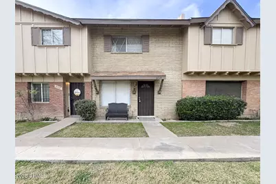 6729 N 44th Avenue, Glendale, AZ 85301 - Photo 2