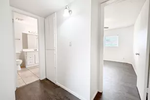 6729 N 44th Ave, Glendale, AZ 85301 - Photo 14