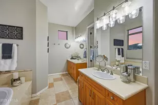 1516 E South Mountain Ave, Phoenix, AZ 85042 - Photo 36