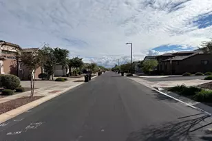 17847 W Straight Arrow Ln, Surprise, AZ 85387 - Photo 26