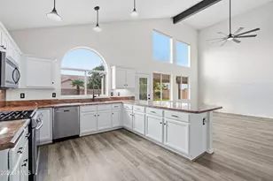 735 W Aire Libre Ave, Phoenix, AZ 85023 - Photo 10