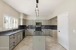 2201 W Redwood Dr, Chandler, AZ 85248 - Photo 2