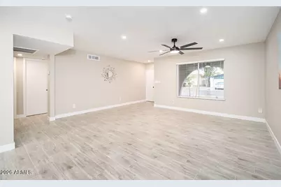 4446 W Carol Avenue, Glendale, AZ 85302 - Photo 4