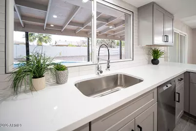 4446 W Carol Avenue, Glendale, AZ 85302 - Photo 8