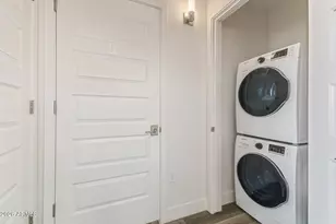 7300 E Earll Dr, Scottsdale, AZ 85251 - Photo 20