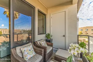 7300 E Earll Dr, Scottsdale, AZ 85251 - Photo 22