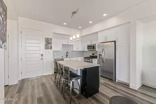 7300 E Earll Dr, Scottsdale, AZ 85251 - Photo 6