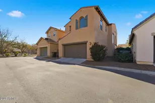 15391 W Dreyfus St, Surprise, AZ 85379 - Photo 30