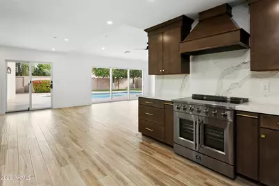 9625 N 83rd Way, Scottsdale, AZ 85258 - Photo 10