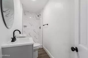 723 E Sunnyslope Ln, Phoenix, AZ 85020 - Photo 16