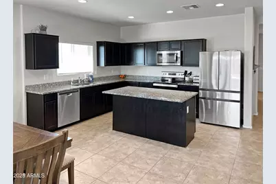 1081 W Avalon Canyon Drive, Casa Grande, AZ 85122 - Photo 2