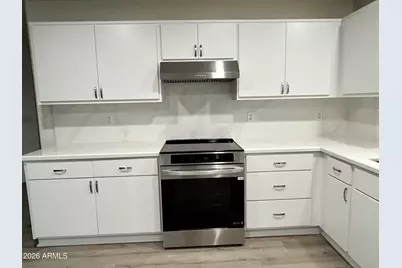 10542 W Alvarado Road, Avondale, AZ 85392 - Photo 6