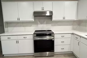 10542 W Alvarado Rd, Avondale, AZ 85392 - Photo 6