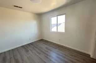 10542 W Alvarado Rd, Avondale, AZ 85392 - Photo 20