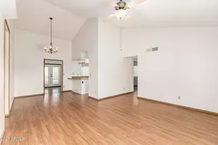 4552 W Kimberly Way, Glendale, AZ 85308 - Photo 2