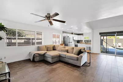 2006 W Summit Place, Chandler, AZ 85224 - Photo 12