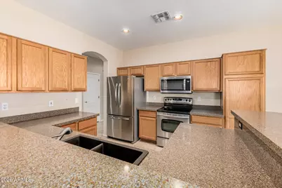 16442 S 16th Lane, Phoenix, AZ 85045 - Photo 6