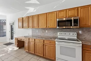 16160 W Red Rock Dr, Surprise, AZ 85374 - Photo 20