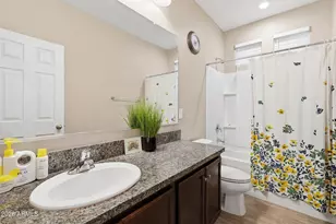 8507 W Flynn Ln, Glendale, AZ 85305 - Photo 30