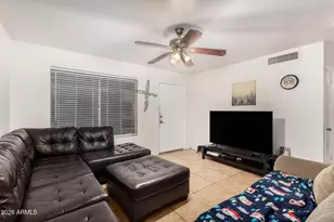 7522 W Cheery Lynn Rd, Phoenix, AZ 85033 - Photo 2