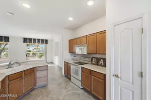 16111 W Eagle Ridge Dr, Surprise, AZ 85374 - Photo 12