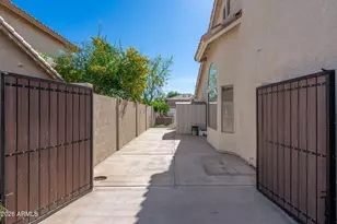 1393 E Mead Dr, Chandler, AZ 85249 - Photo 40