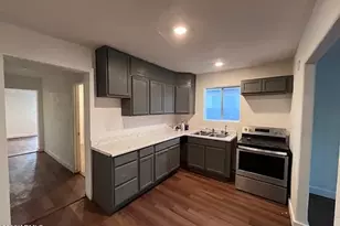 63 N Morrison Ave, Casa Grande, AZ 85122 - Photo 2