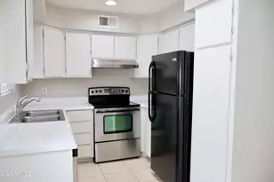 1425 E Desert Cove Ave, Phoenix, AZ 85020 - Photo 12