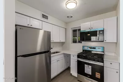 936 W Rio Salado Parkway #4, Mesa, AZ 85201 - Photo 6