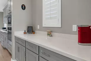 4334 N Pioneer Dr, Litchfield Park, AZ 85340 - Photo 10