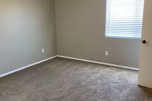 558 S 222nd Ln, Buckeye, AZ 85326 - Photo 10