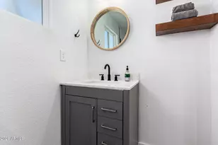 2512 N 29th St, Phoenix, AZ 85008 - Photo 22