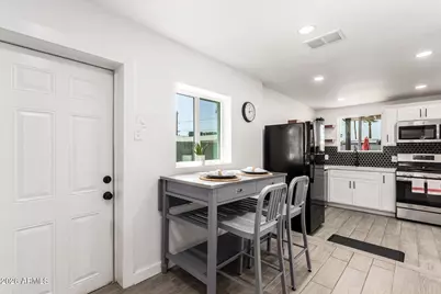 2512 N 29th Street, Phoenix, AZ 85008 - Photo 10