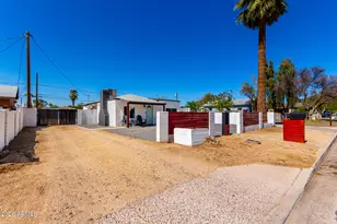 2512 N 29th St, Phoenix, AZ 85008 - Photo 4