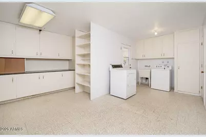 10734 W Tropicana Circle, Sun City, AZ 85351 - Photo 14