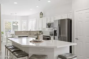 3836 S Coach House Dr, Gilbert, AZ 85297 - Photo 2