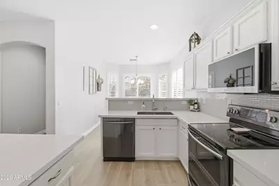 3836 S Coach House Drive, Gilbert, AZ 85297 - Photo 16