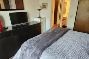 7557 N Dreamy Draw Dr, Phoenix, AZ 85020 - Photo 16