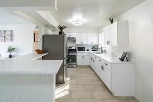 3349 W Cambridge Ave, Phoenix, AZ 85009 - Photo 2