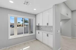 16817 N Meadow Park Dr, Sun City, AZ 85351 - Photo 18