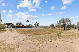 1567 S Lawson Dr, Apache Junction, AZ 85120 - Photo 42