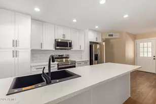 1102 E Alameda Dr, Tempe, AZ 85282 - Photo 10