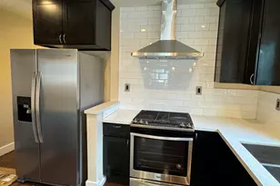 2723 N Greenfield Rd, Phoenix, AZ 85006 - Photo 6