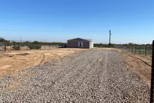 519 S Ortega Rd, Maricopa, AZ 85138 - Photo 4