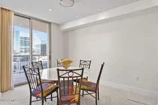 2402 E Esplanade Ln, Phoenix, AZ 85016 - Photo 14