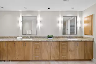 2402 E Esplanade Ln, Phoenix, AZ 85016 - Photo 36
