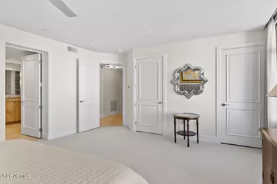 2402 E Esplanade Lane #704, Phoenix, AZ 85016 - Photo 32